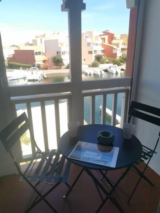 Superbe Studio Renove Avec Piscine Et Vue Marina Le Barcares Exterior photo