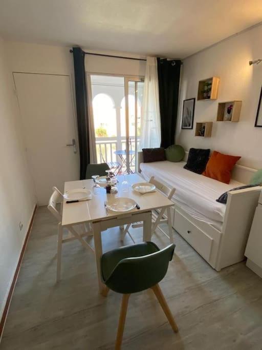 Superbe Studio Renove Avec Piscine Et Vue Marina Le Barcares Exterior photo